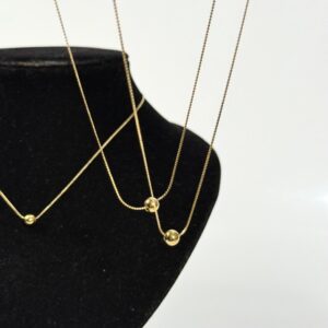 Minimal Ball Necklace