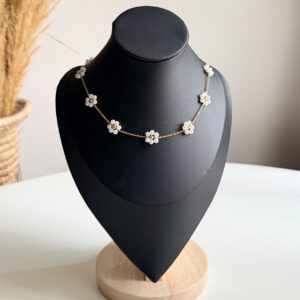 Daisy Pearl Necklace & Bracelet
