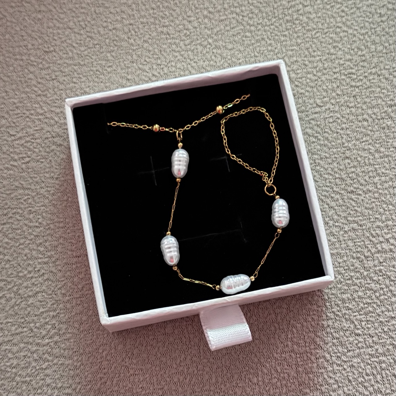 Pearl Drop Hand Chain - Image 2