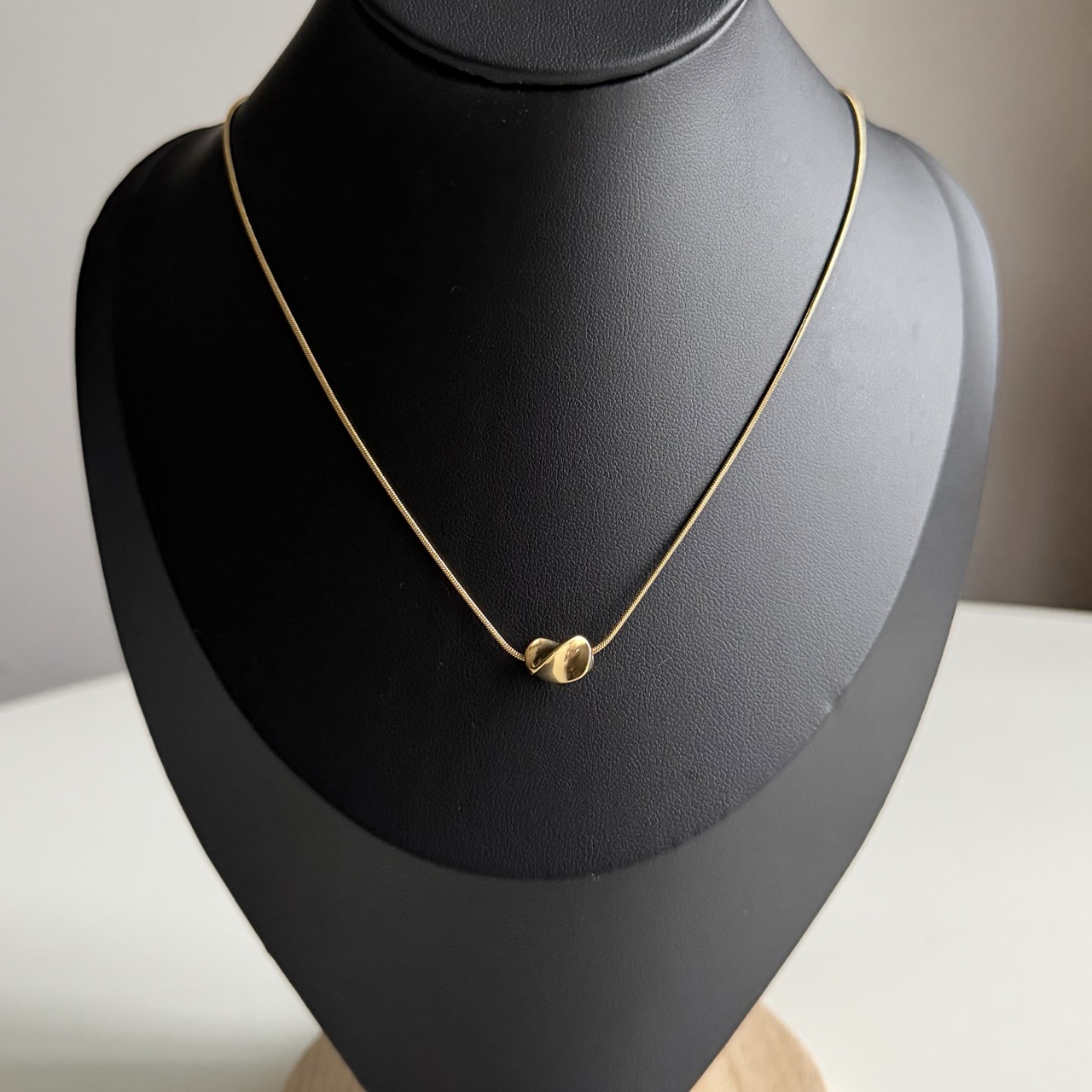 Sculpted Knot Necklace